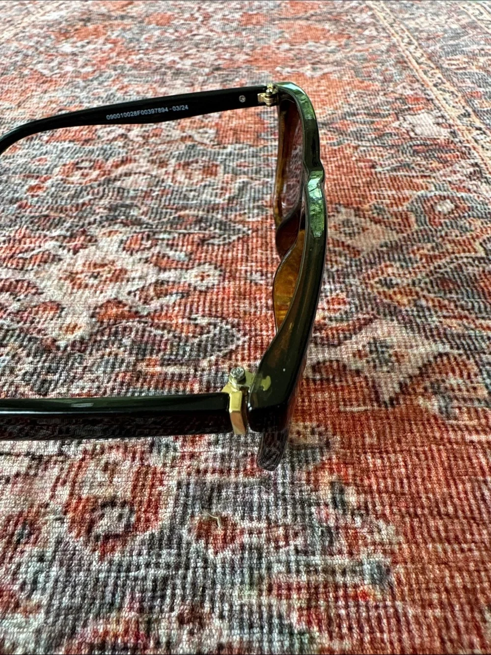 Dark Brown Tortoiseshell and Black Sunglasses Sunnies Like New